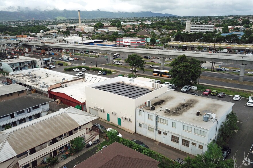 More Photos Of 94-871 Farrington Hwy, Waipahu Storefront Retail Office For Lease