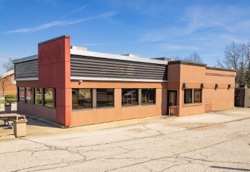 More Photos Of 1209 N Main St, Huntingburg Fast Food For Lease