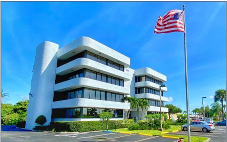More Photos Of 2081 SE Ocean Blvd, Stuart Office For Sale