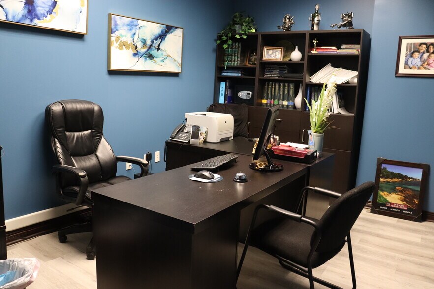 More Photos Of 1507 S Hiawassee Rd, Orlando Medical For Lease