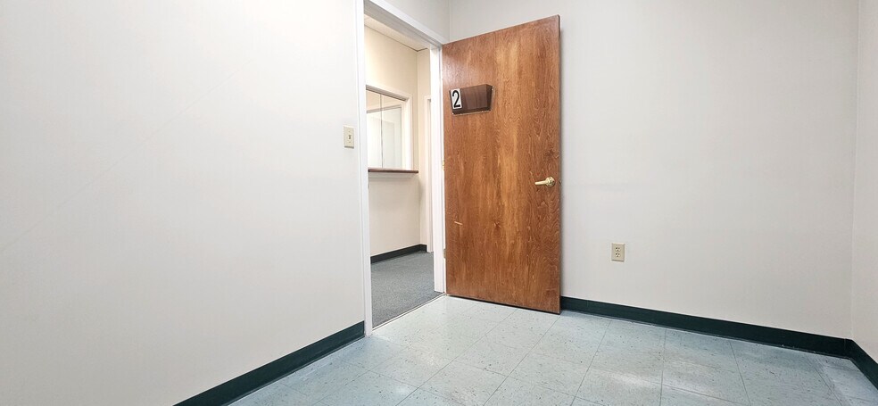 More Photos Of 1706 E Semoran Blvd, Apopka Medical For Sale