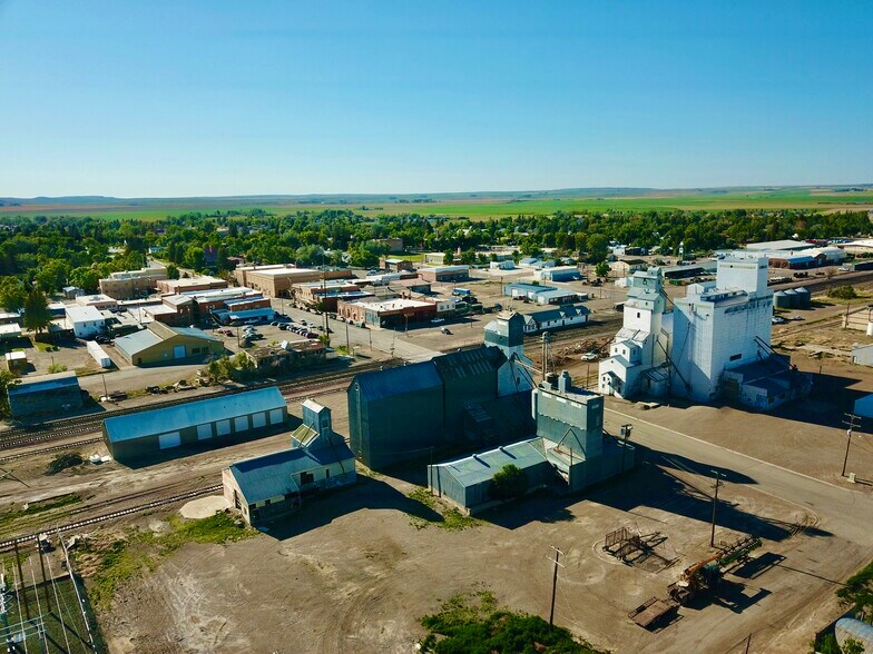 More Photos Of 120 4th Ave SE, Conrad Industrial For Sale