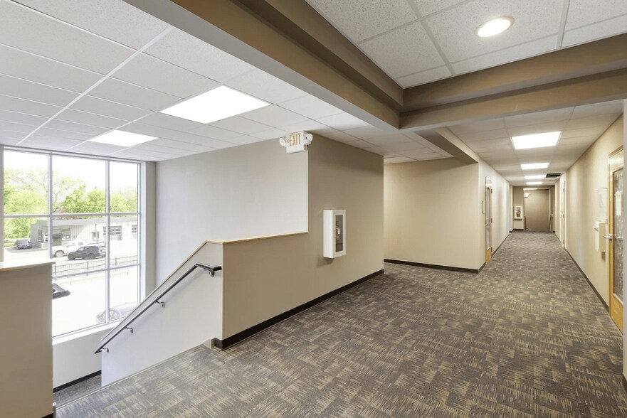 More Photos Of 236 1st St W, Waconia Unknown For Lease