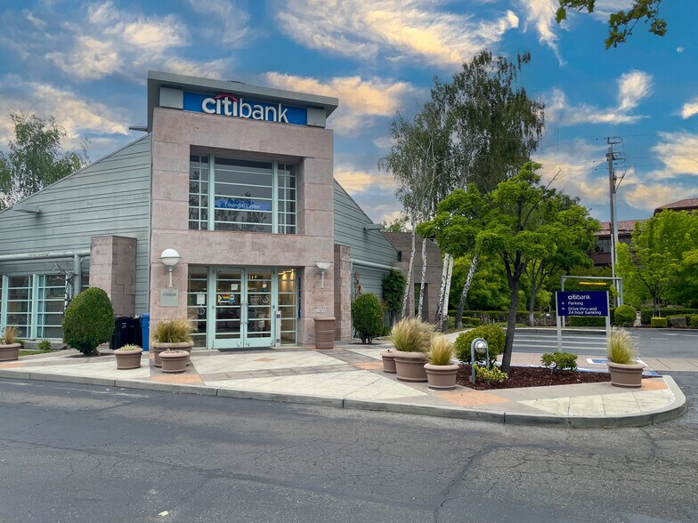 More Photos Of 3402-3498 Camino Tassajara, Danville Unknown For Lease