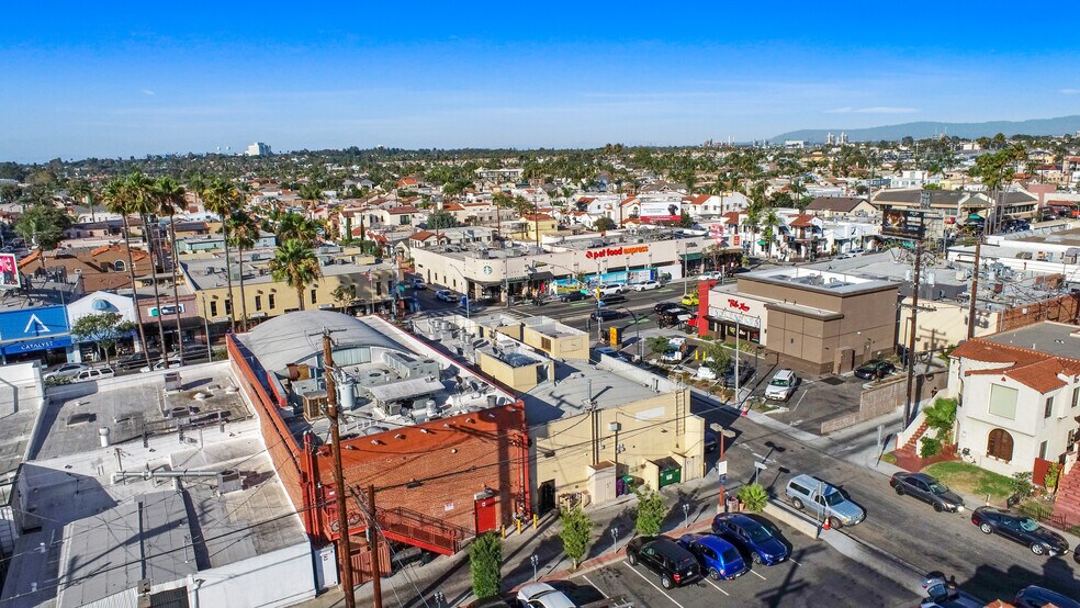 More Photos Of 5242-5246 E 2nd St, Long Beach Restaurant For Sale