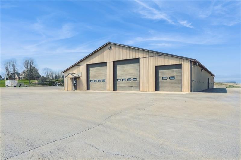 More Photos Of 208 W Mud Pike, Rockwood Office For Sale