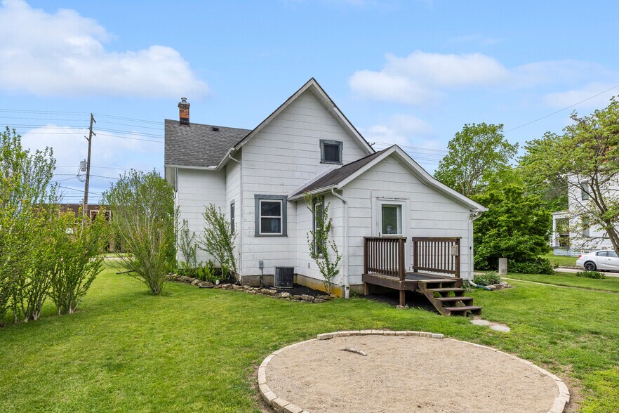 More Photos Of 4103 Broadway, Grove City Freestanding For Sale
