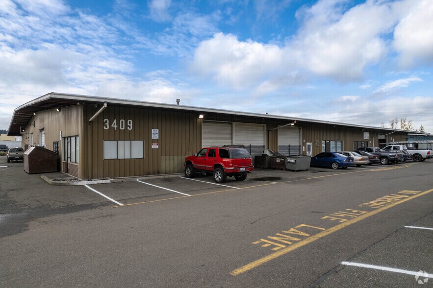 More Photos Of 3411 C St NE, Auburn Unknown For Sale