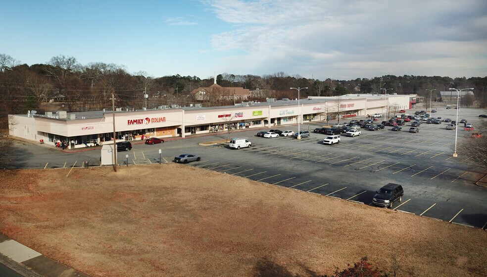 More Photos Of 621 S Marietta Pky, Marietta Unknown For Lease