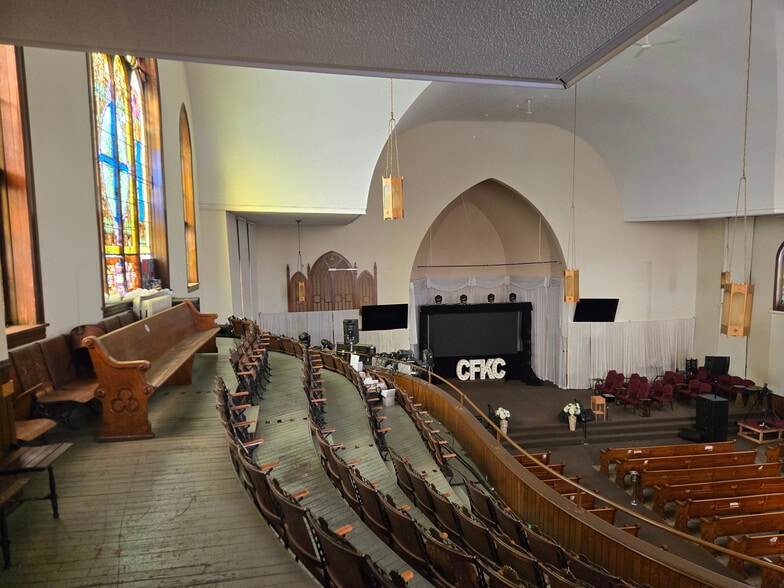 More Photos Of 697 13th Ave NE, Minneapolis Religious Facility For Sale