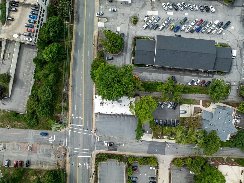 More Photos Of 373 Biltmore Ave, Asheville Medical For Lease