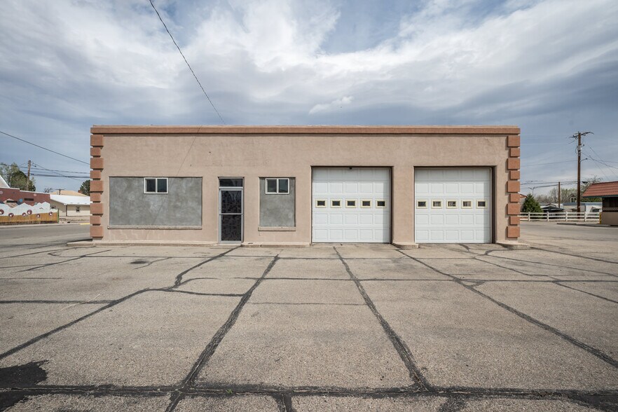 Primary Photo Of 802 Main St, Walsenburg Auto Repair For Sale