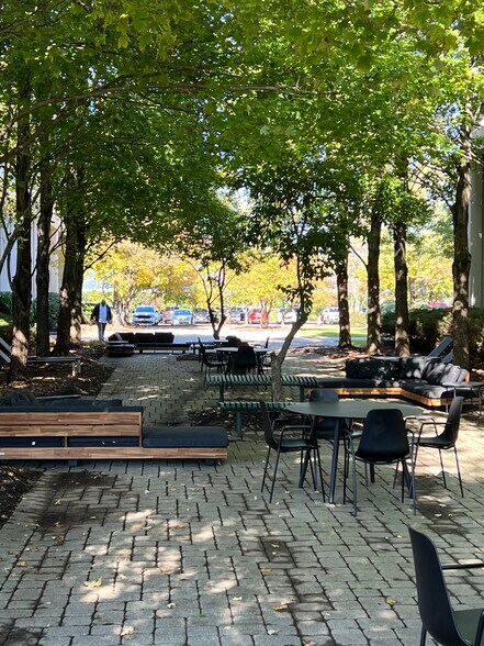 More Photos Of 30 Vreeland Rd, Florham Park Unknown For Lease