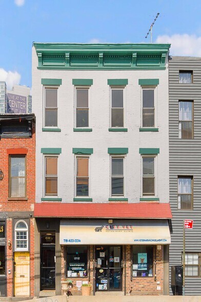 Primary Photo Of 45-44 Vernon Blvd, Long Island City Apartments For Sale