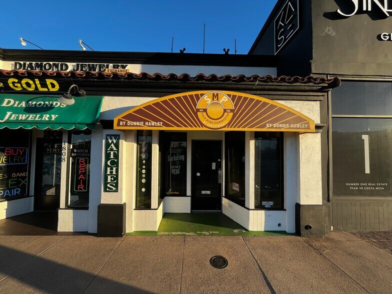 More Photos Of 1810 Newport Blvd, Costa Mesa General Retail For Sale