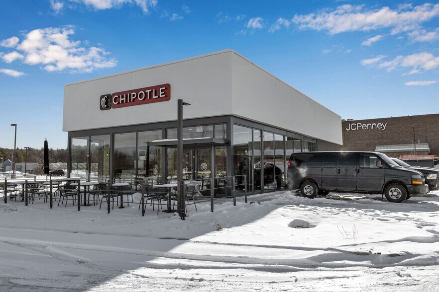 More Photos Of 314 E Fairmount Ave, Lakewood Fast Food For Sale