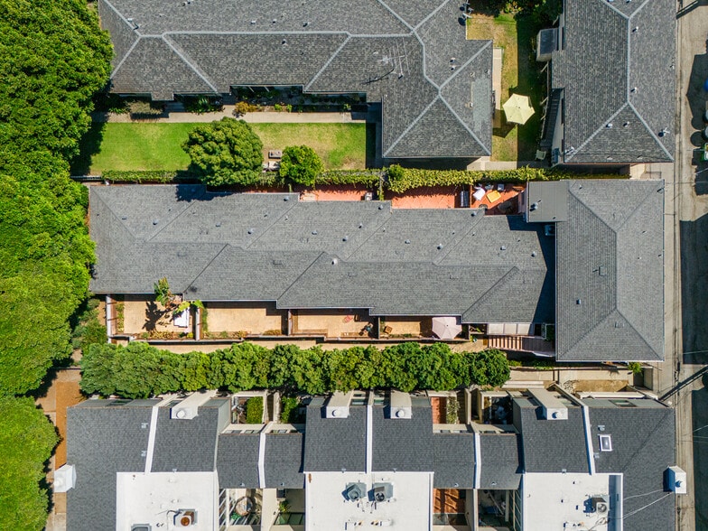 Primary Photo Of 914 20Th St, Santa Monica Apartments For Sale