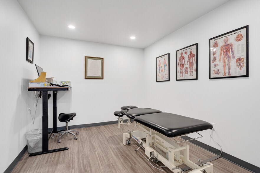 More Photos Of 9330 4th St, Bay City Medical For Sale