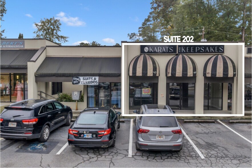 More Photos Of 4536 Forsyth Rd, Macon-Bibb General Retail For Lease