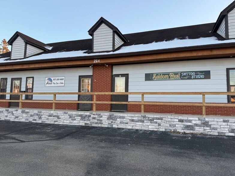 More Photos Of 264 N Main St, Centerville Storefront Retail Office For Lease