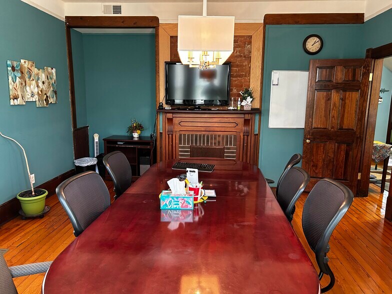 More Photos Of 609 S Main St, Culpeper Office Residential For Sale