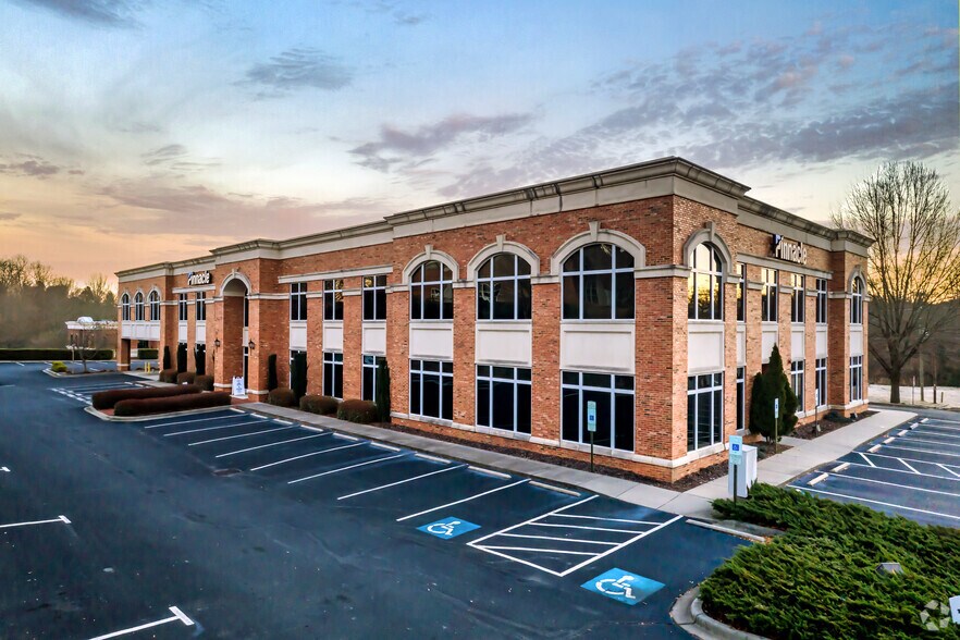 Primary Photo Of 108 Gateway Blvd, Mooresville Office For Lease