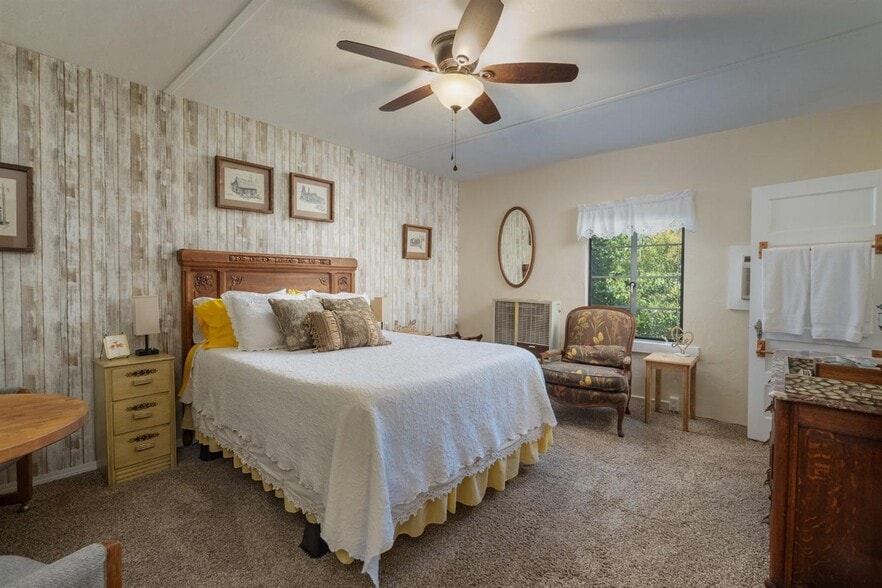 More Photos Of 306 W St Charles St, San Andreas Hotel For Sale