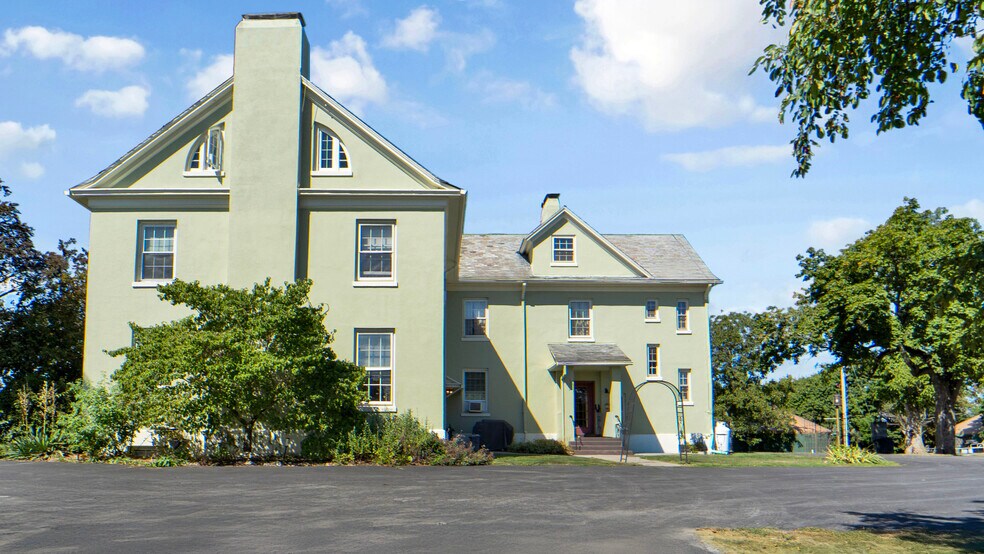 More Photos Of 563 Yale Farm Rd, Romulus Hospitality For Sale