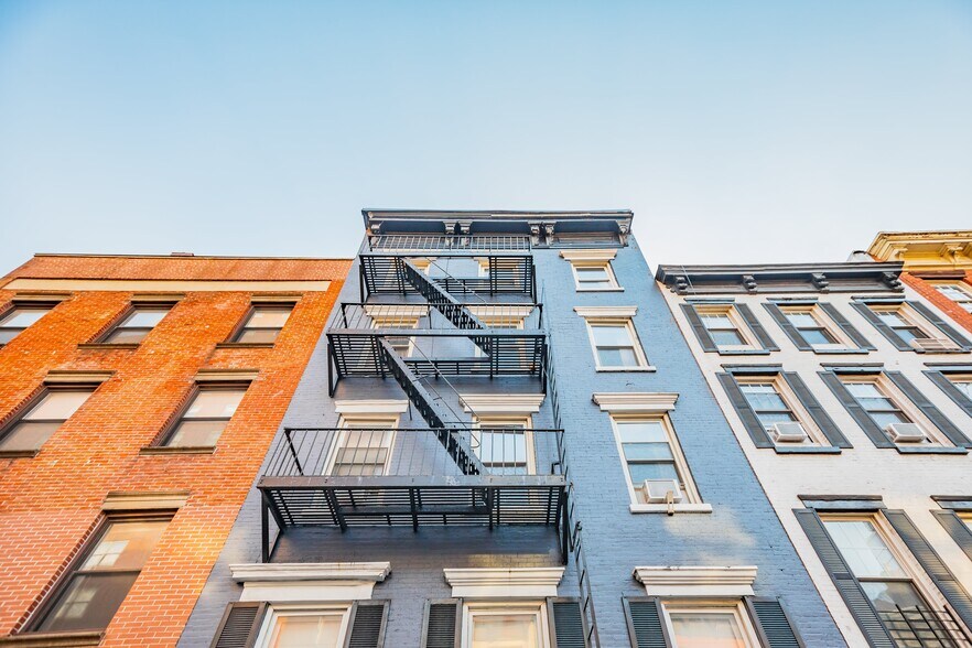 More Photos Of 248 E 32nd St, New York Apartments For Sale