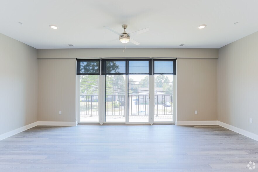 More Photos Of 6770-6790 Main St, Williamsville Apartments For Lease