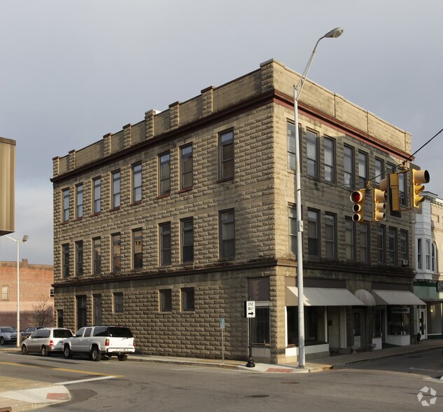 More Photos Of 28-30 6th St, Bristol Storefront Retail Office For Lease
