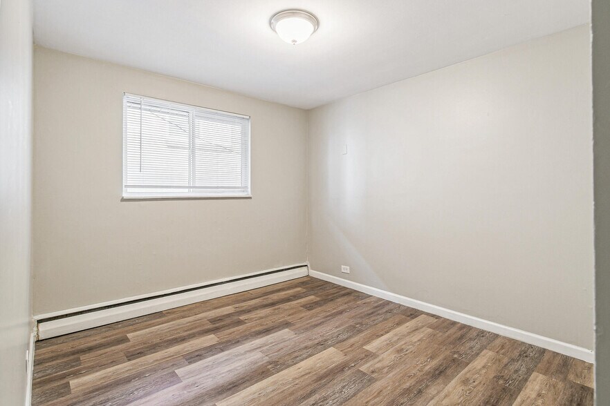 More Photos Of 1592 Lansing St, Aurora Apartments For Sale