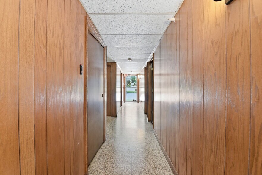 More Photos Of 13026 Rosecrest Dr, Houston Office For Lease