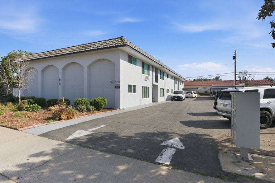 More Photos Of 1015 E Ohio Ave, Escondido Apartments For Sale