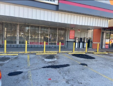 More Photos Of 720 W Sam Houston Pkwy S, Houston Convenience Store For Lease