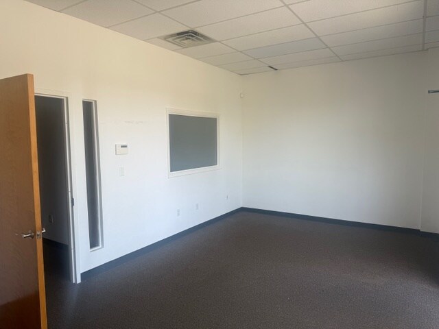 More Photos Of 7 Old Dock Rd, Yaphank Manufacturing For Lease