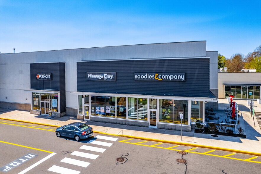 More Photos Of 333 N Main St, West Hartford Unknown For Lease