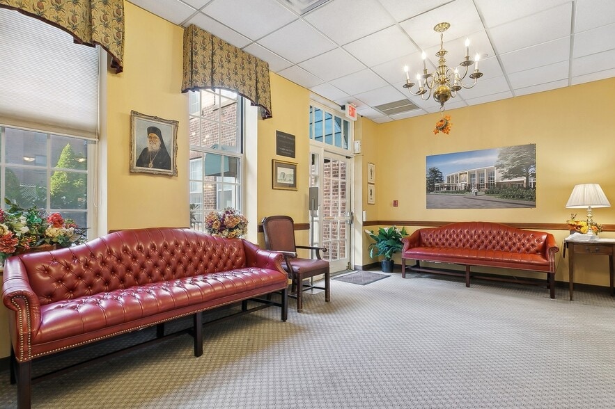 More Photos Of 3 Lehman Ter, Yonkers Congregate Senior Housing For Sale