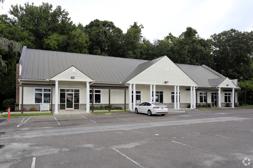 More Photos Of 5401 Netherby Ln, North Charleston Medical For Sale