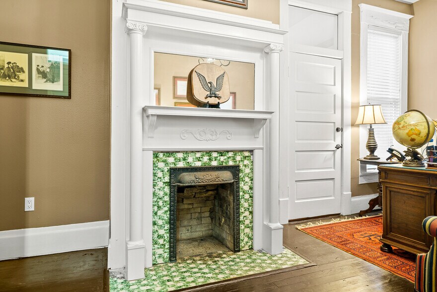 More Photos Of 800 Jackson St, Richmond Office Residential For Sale