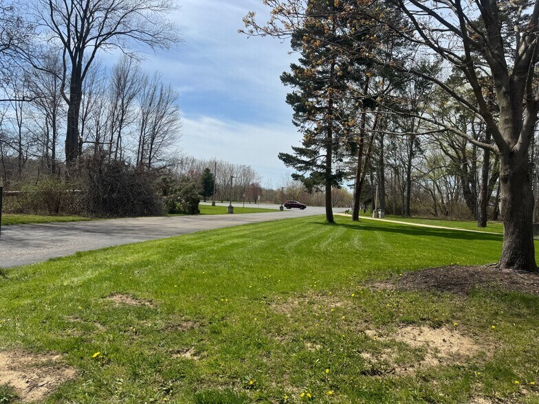 More Photos Of 10785 Bennett Rd, Dunkirk Schools For Sale