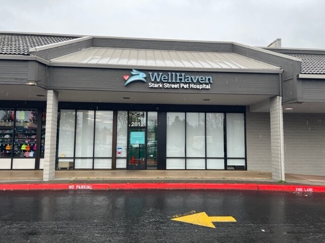 More Photos Of 2812-3030 NE Hogan Dr, Gresham General Retail For Lease