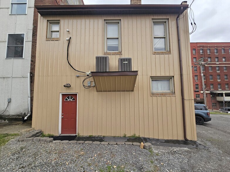 More Photos Of 219 Jefferson St, Fairmont Office Residential For Sale