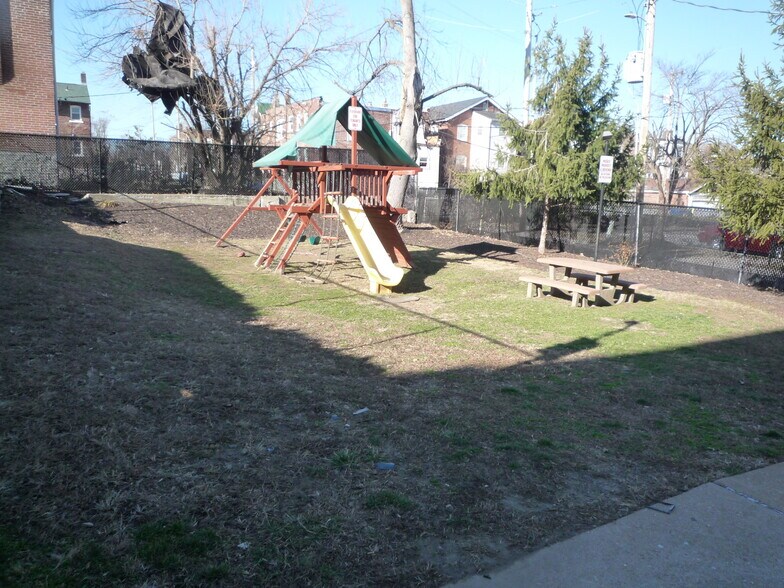 More Photos Of 4400 W Florissant Ave, Saint Louis Apartments For Sale