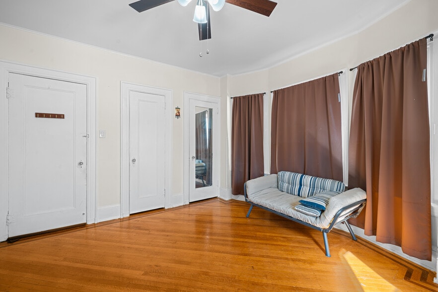 More Photos Of 2746 John F Kennedy Blvd, Jersey City Office For Sale