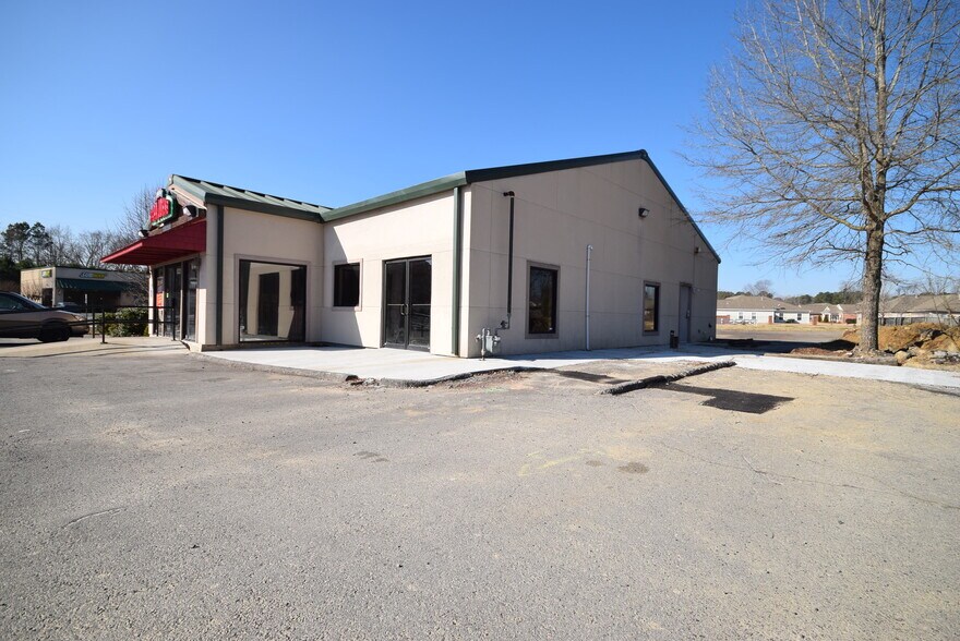 More Photos Of 9222 Stagecoach Rd, Little Rock Office For Sale