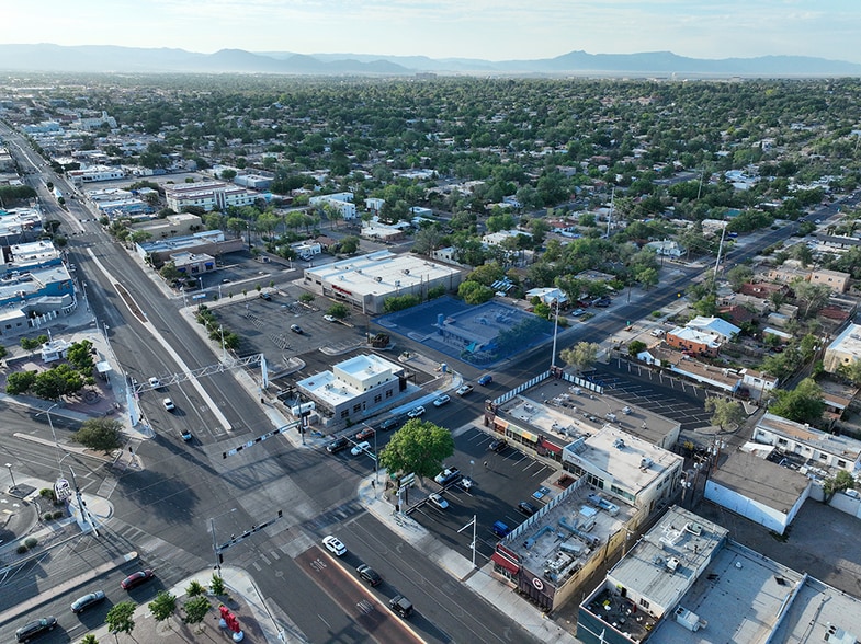 More Photos Of 106 Girard Blvd SE, Albuquerque Freestanding For Lease