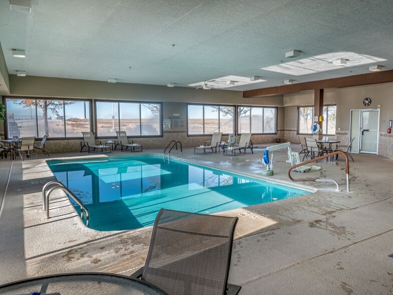 More Photos Of 664 Chase Blvd, Sidney Hotel For Sale