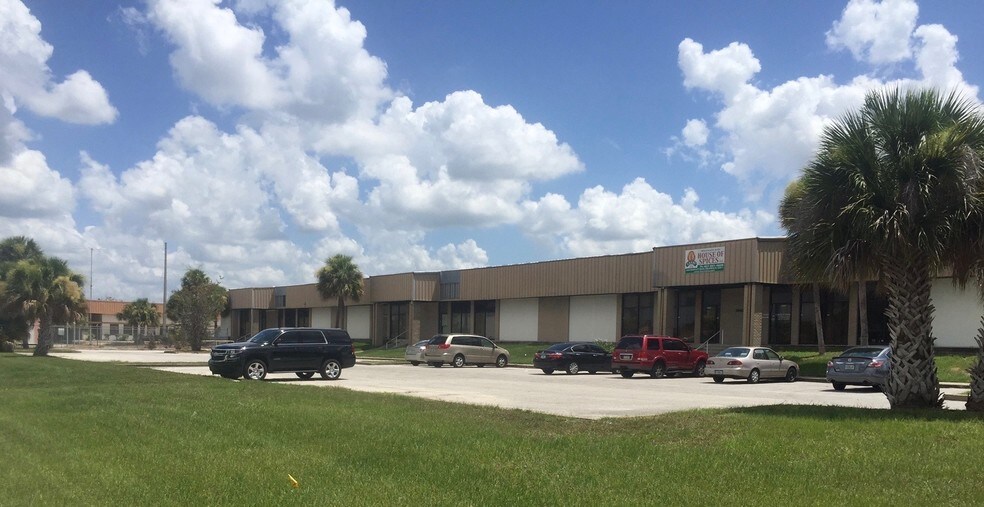 More Photos Of 3415 Bartlett Blvd, Orlando Manufacturing For Sale