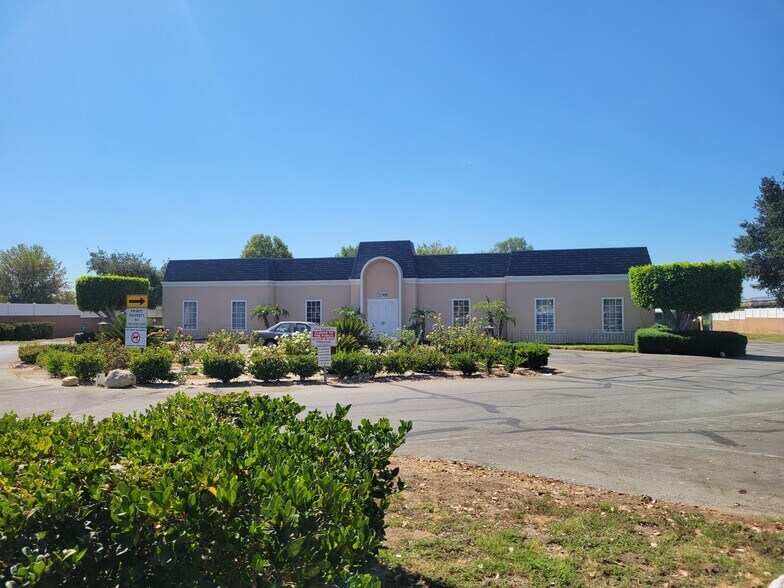 Primary Photo Of 21500 Lassen St, Chatsworth Manufactured Housing Mobile Home Park For Sale